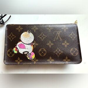 LOUIS VUITTON Murakami Panda Zippy Wallet Monogram | COA | Box & Booklet